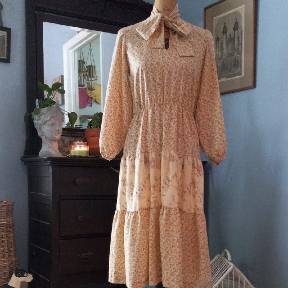 Vintage 70s Carla Gay Prairie Dress Floral Cottagecore Gunne Sax Style Midi - Picture 2 of 16